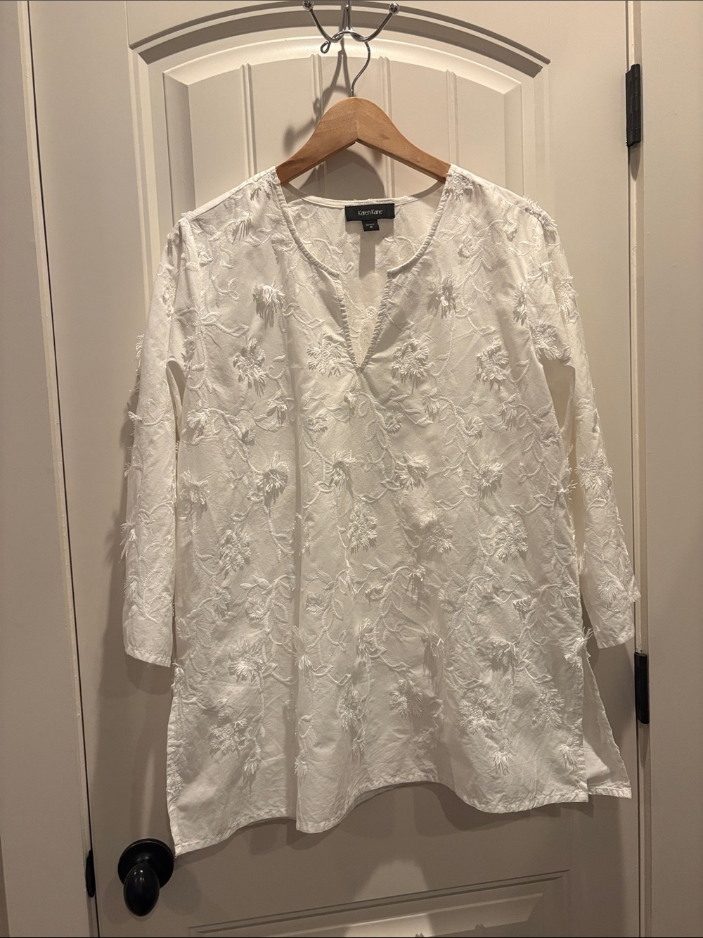 Lane Bryant White Floral Embroidered V-Neck Tunic